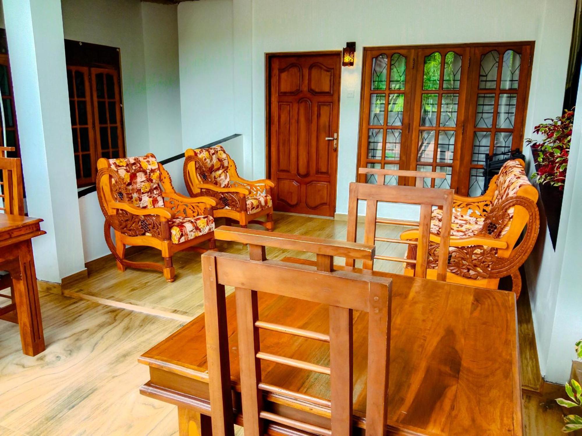 Sigiriya Peacock Homestay Exterior foto